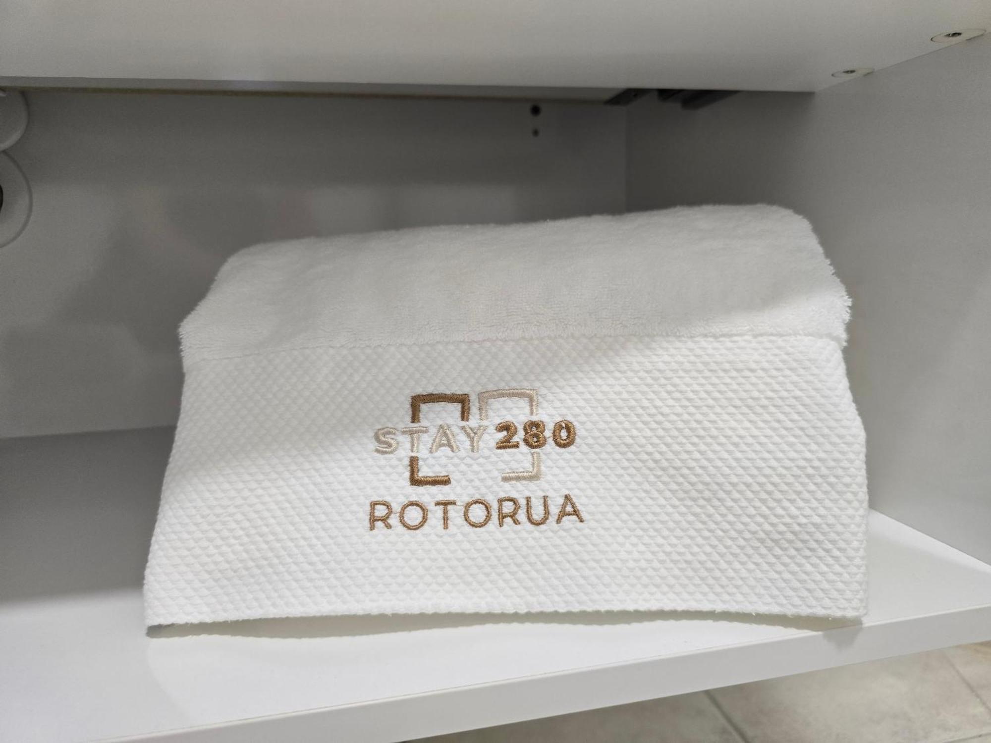 Stay 284 Rotorua - Refurbished Modern Accommodation Luaran gambar