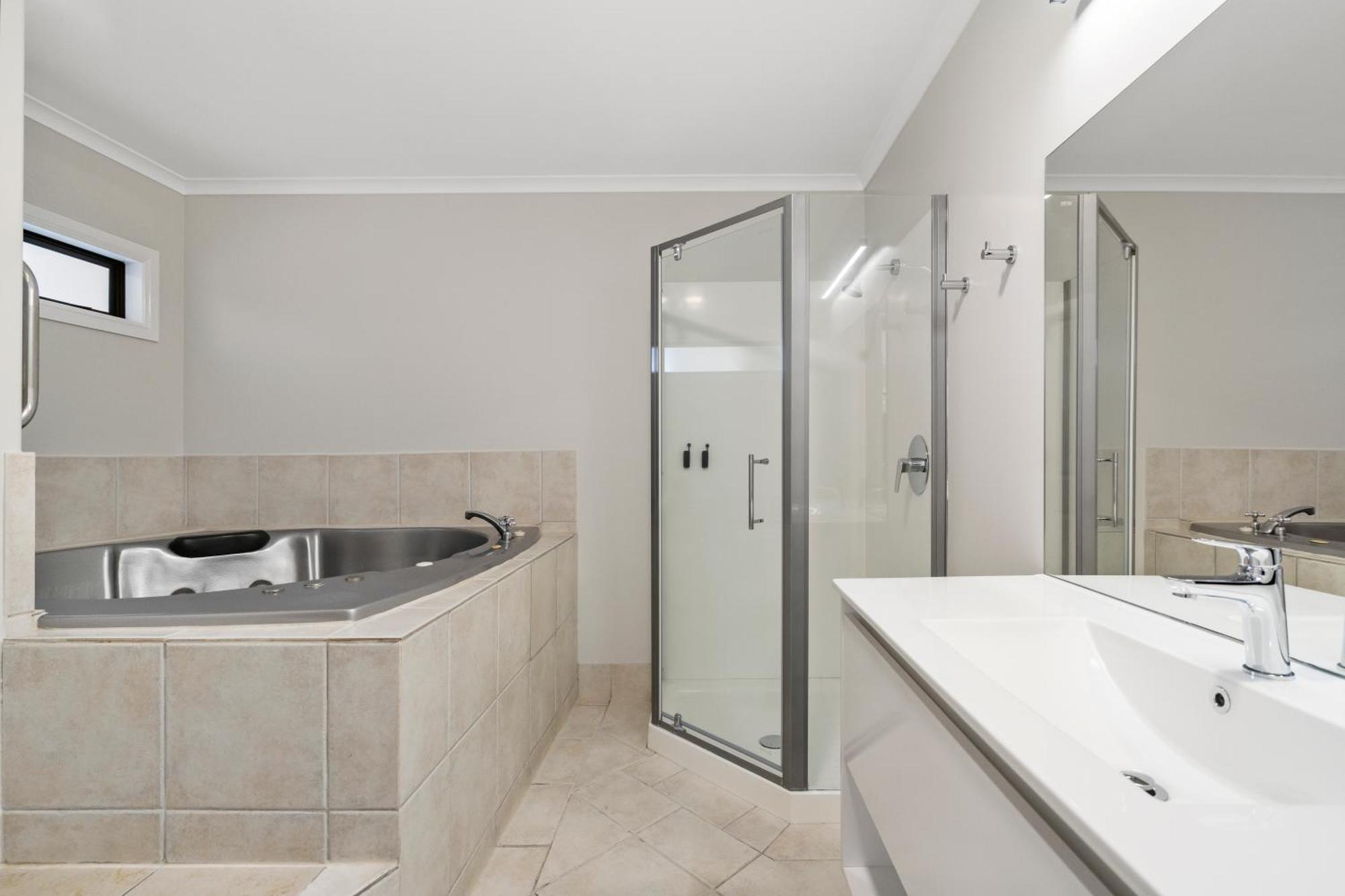 Stay 284 Rotorua - Refurbished Modern Accommodation Bilik gambar